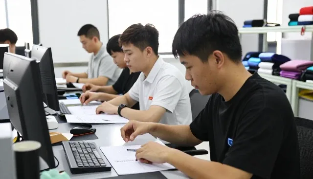 厂房车间中的来图定制优势展示